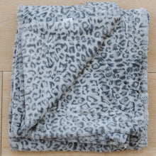 Snow Leopard Faux Fur Home Throw Blankets