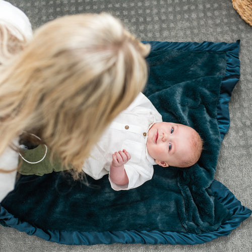Navy Plush Satin Border Baby Blankets